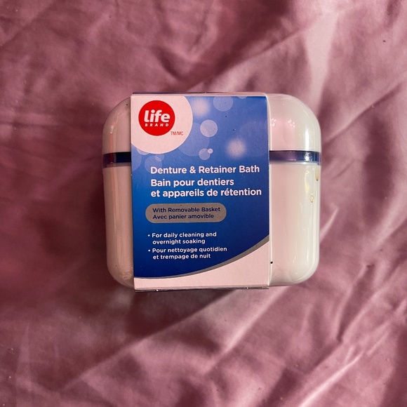 Life brand denture and retainer bath - Picture 2 of 2